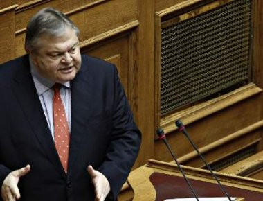 Ευ. Βενιζέλος: Ετοιμάζει ερώτηση στη Βουλή για το ταξίδι Παππά στη Βενεζουέλα